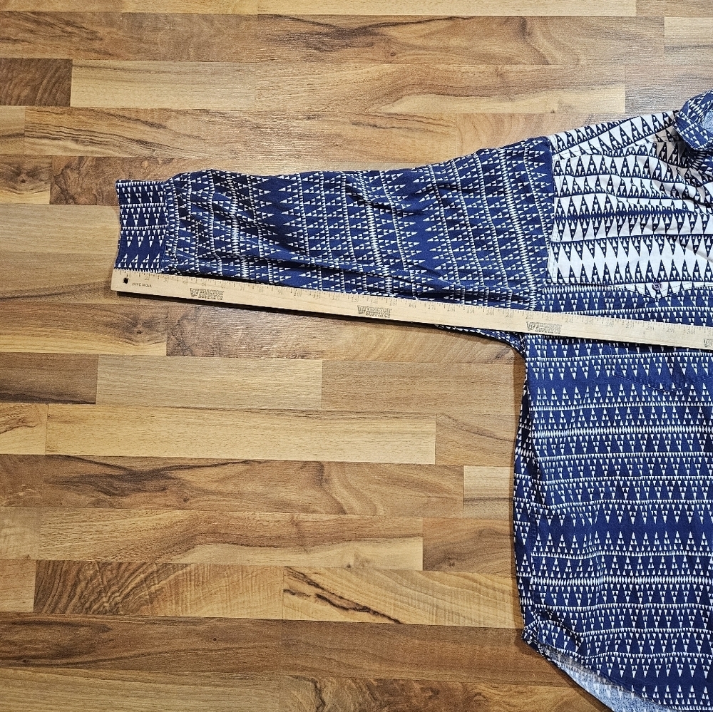 Wrangler XL Western Aztec Print Shirt Blue Geometric Button Front - Picture 5 of 6